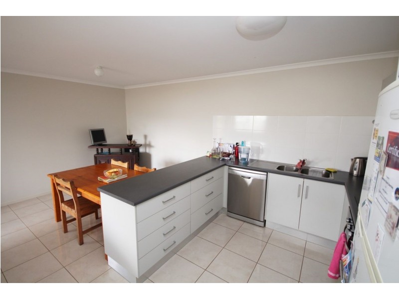 Unit 1 & 2/3 Riverview Court, Monkland QLD 4570