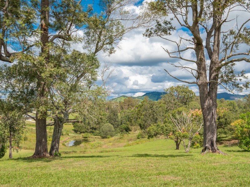 11 Valley Vista Road, The Dawn QLD 4570