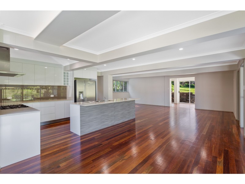 32 Window Road, Canina QLD 4570