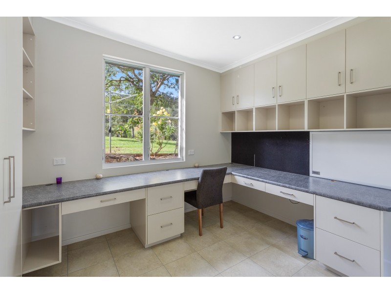 32 Window Road, Canina QLD 4570