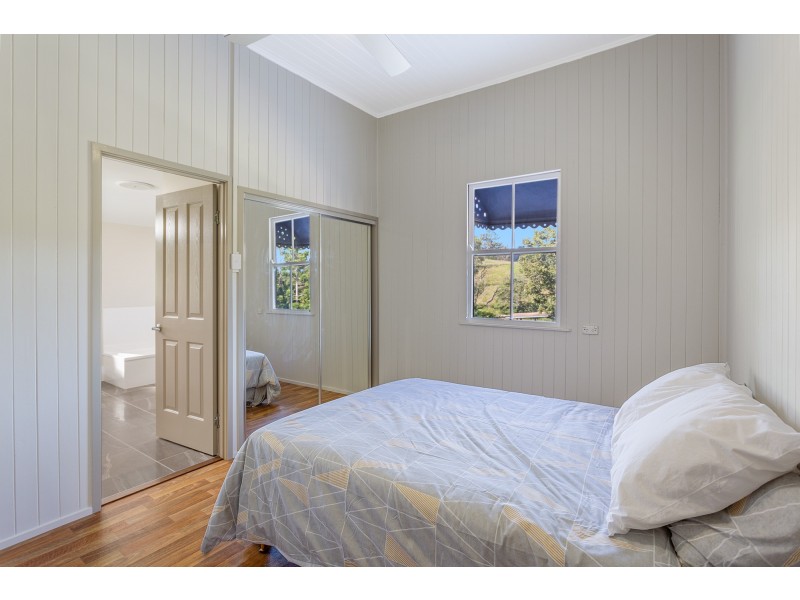 32 Window Road, Canina QLD 4570