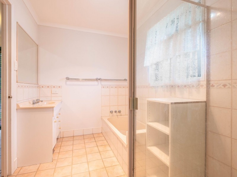 11 Walsh Court, Monkland QLD 4570