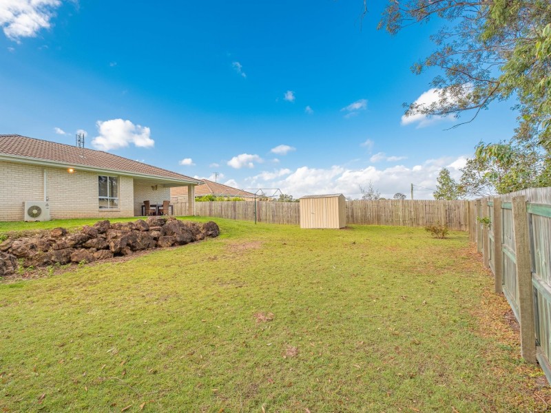 25 Barton Road, Victory Heights QLD 4570
