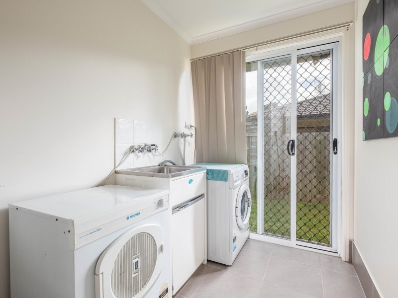 25 Barton Road, Victory Heights QLD 4570