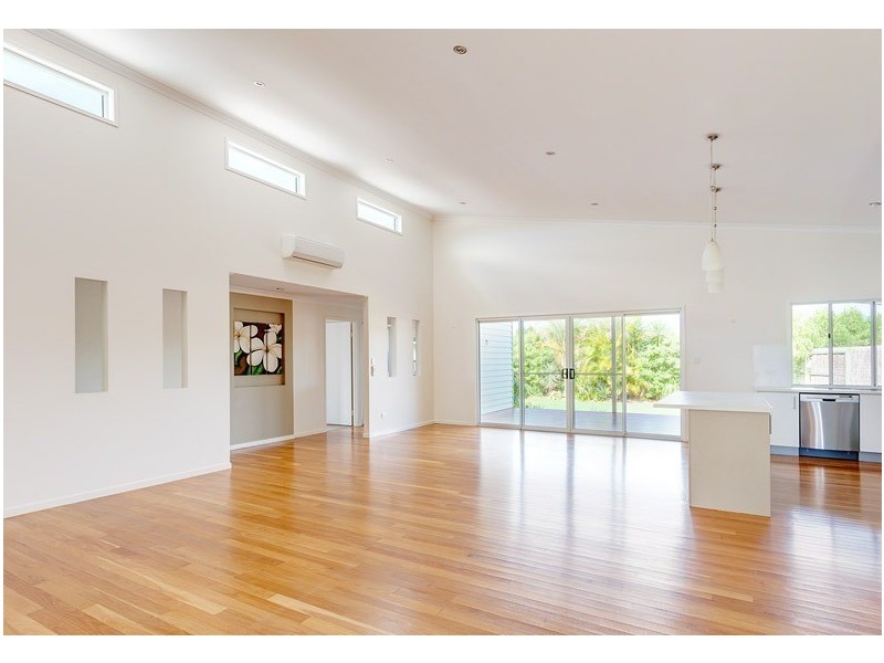 16 Lomandra Avenue, Cooloola Cove QLD 4580