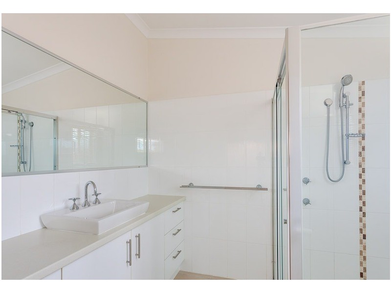 16 Lomandra Avenue, Cooloola Cove QLD 4580