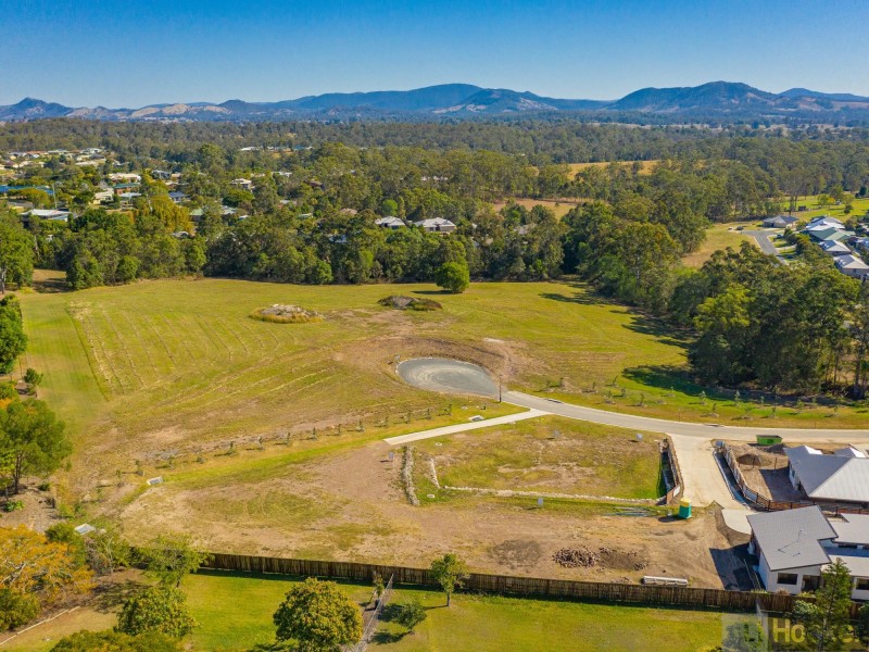 15 Gardenia Court, Southside QLD 4570