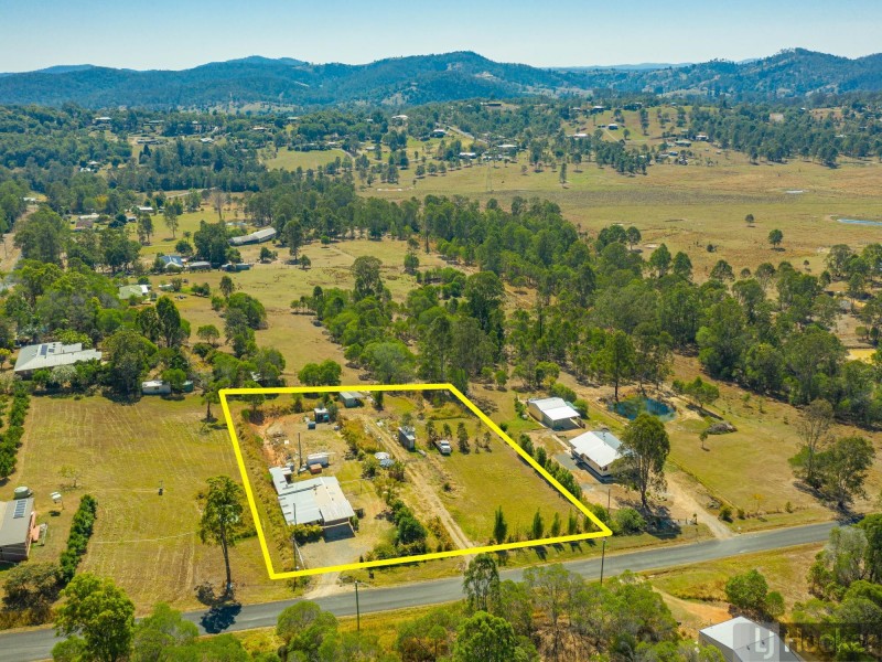 11 Kurrajong Drive, The Palms QLD 4570