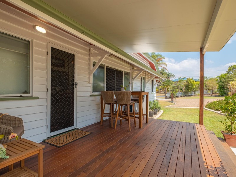 6 Exhibition Road, Southside QLD 4570