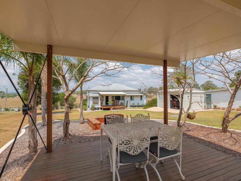 6 Exhibition Road, Southside QLD 4570