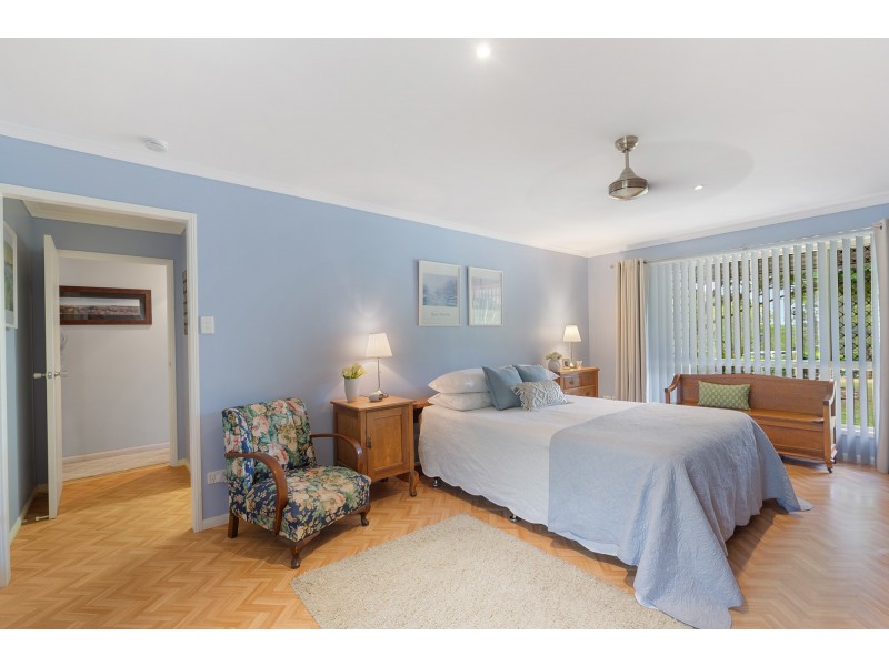 98 Anne Marie Road, Chatsworth QLD 4570