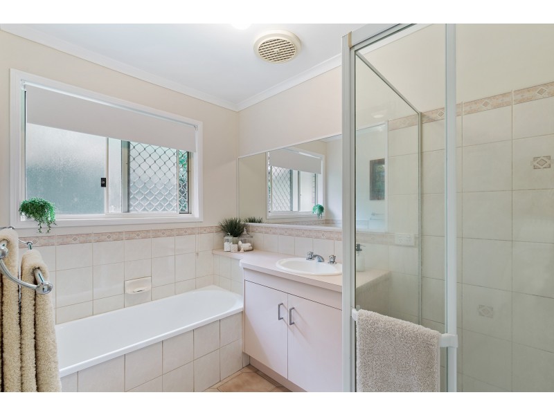 98 Anne Marie Road, Chatsworth QLD 4570