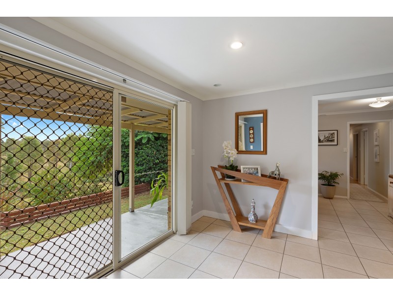 98 Anne Marie Road, Chatsworth QLD 4570