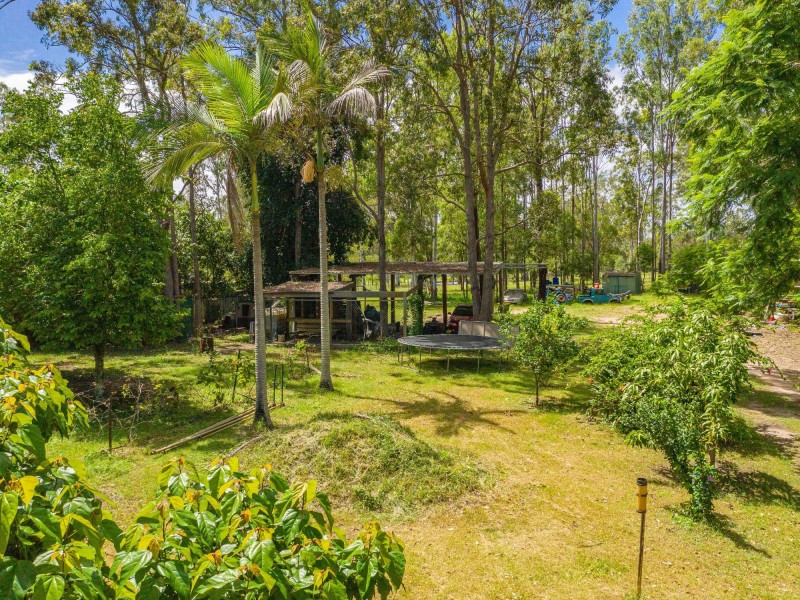 280 Tinana Road, Goomboorian QLD 4570
