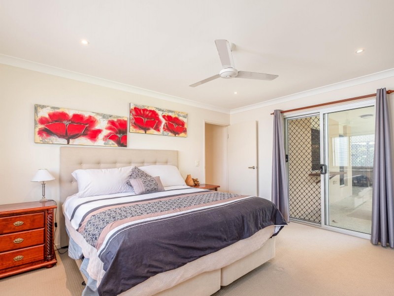 37 Presidential Avenue, Jones Hill QLD 4570