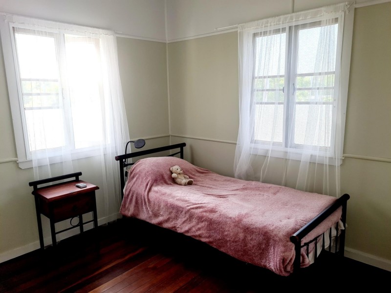 25 Harvey Road, Glenwood QLD 4570