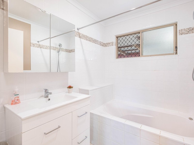 41 Sorensen Road, Southside QLD 4570