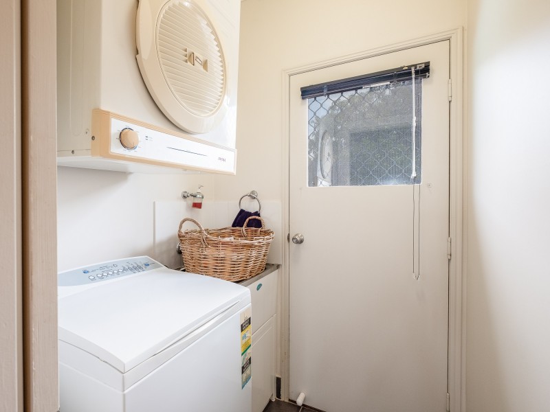 3 Oxley Court, Southside QLD 4570