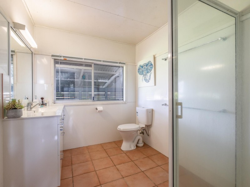 41 Watson Road, Southside QLD 4570