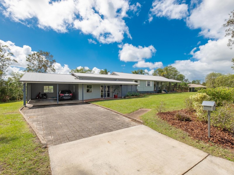 41 Watson Road, Southside QLD 4570