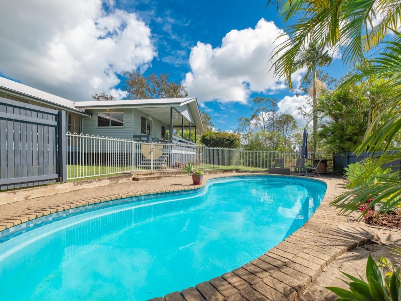 41 Watson Road, Southside QLD 4570