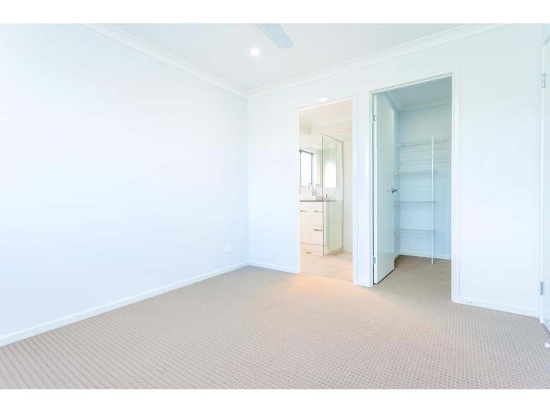 1/43 Tuna Way, Tin Can Bay QLD 4580