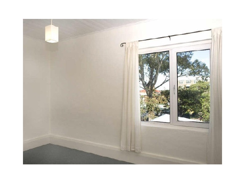 32 Newington Road, Marrickville NSW 2204