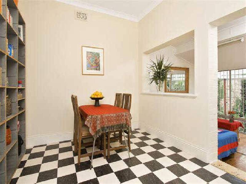 12 Silver Street, St Peters NSW 2044