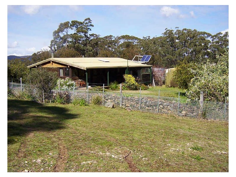 “Langunyah”/L 102-108 Rocklilly Road, Wombeyan Caves NSW 2580
