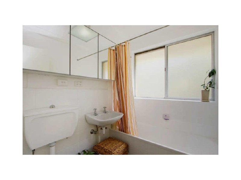 12/27 James Street, Enmore NSW 2042