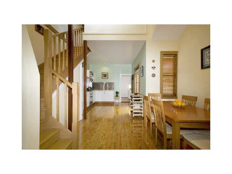 8 Nicholson Street, Tempe NSW 2044