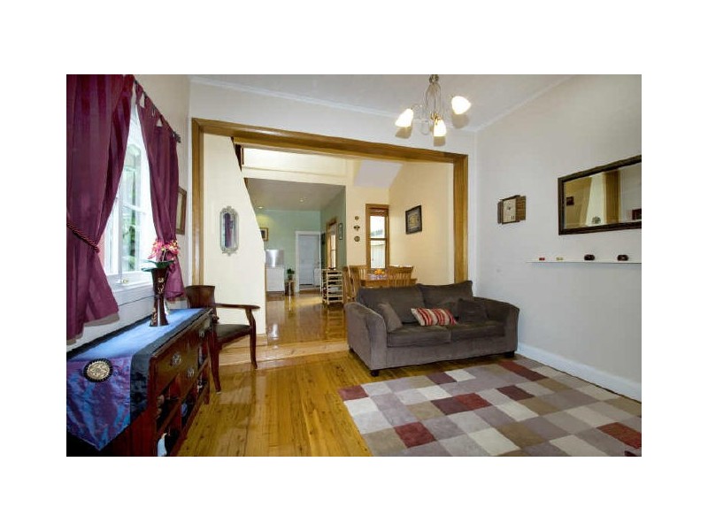 8 Nicholson Street, Tempe NSW 2044