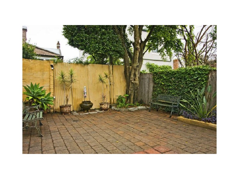 11 Fotheringham Street, Enmore NSW 2042