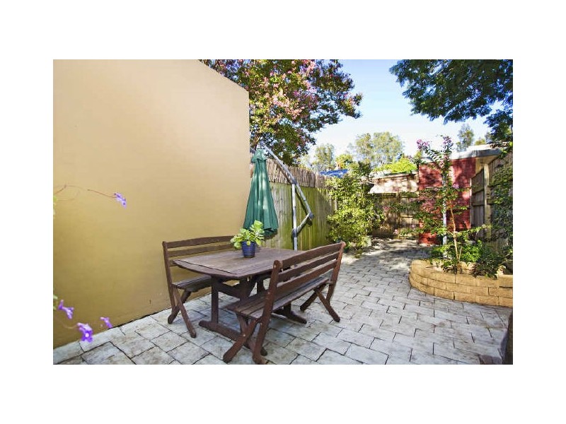 11 Ferndale Street, Newtown NSW 2042