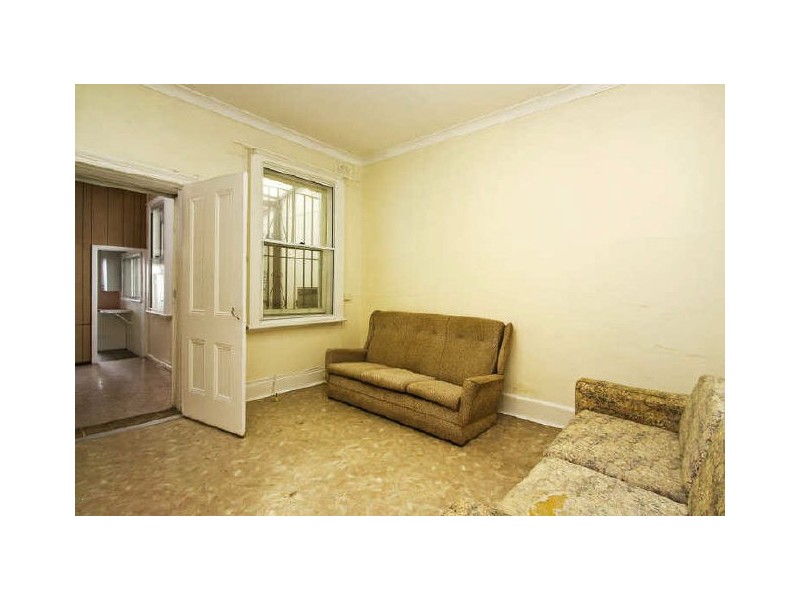 61 Sutherland Street, St Peters NSW 2044