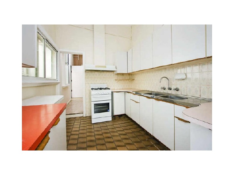 61 Sutherland Street, St Peters NSW 2044