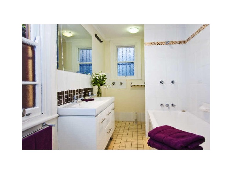 236 Wilson Street, Newtown NSW 2042