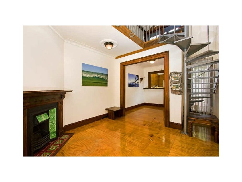 8 Bailey Street, Newtown NSW 2042