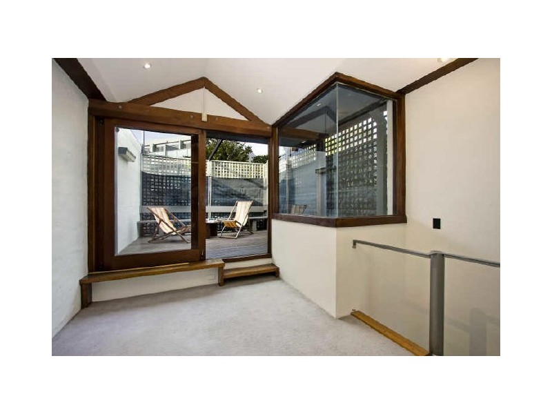 8 Bailey Street, Newtown NSW 2042