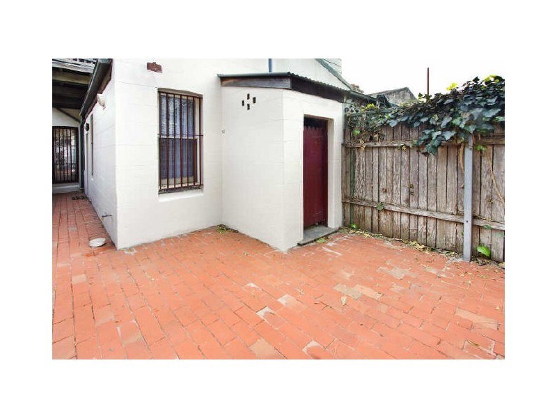 8 Bailey Street, Newtown NSW 2042
