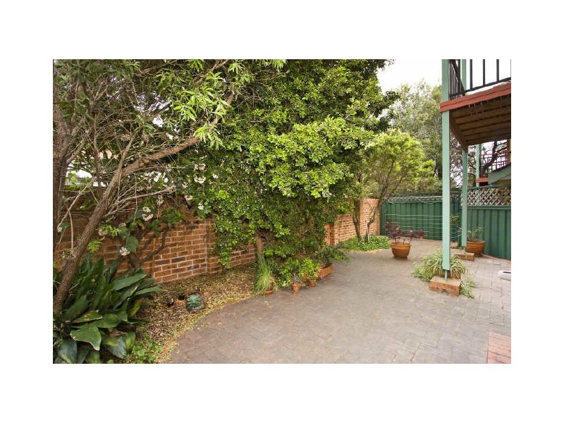 1/10A Alice Street, Newtown NSW 2042