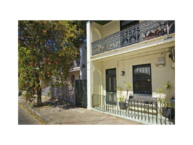 10 Lackey Street, St Peters NSW 2044
