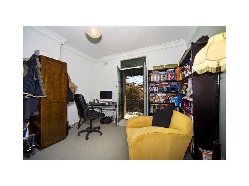 10 Lackey Street, St Peters NSW 2044