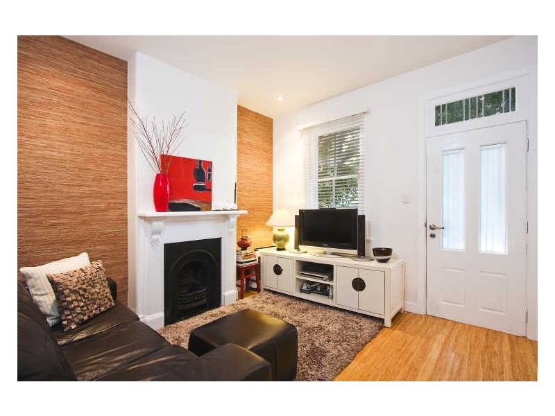 54 Goodsell Street, St Peters NSW 2044