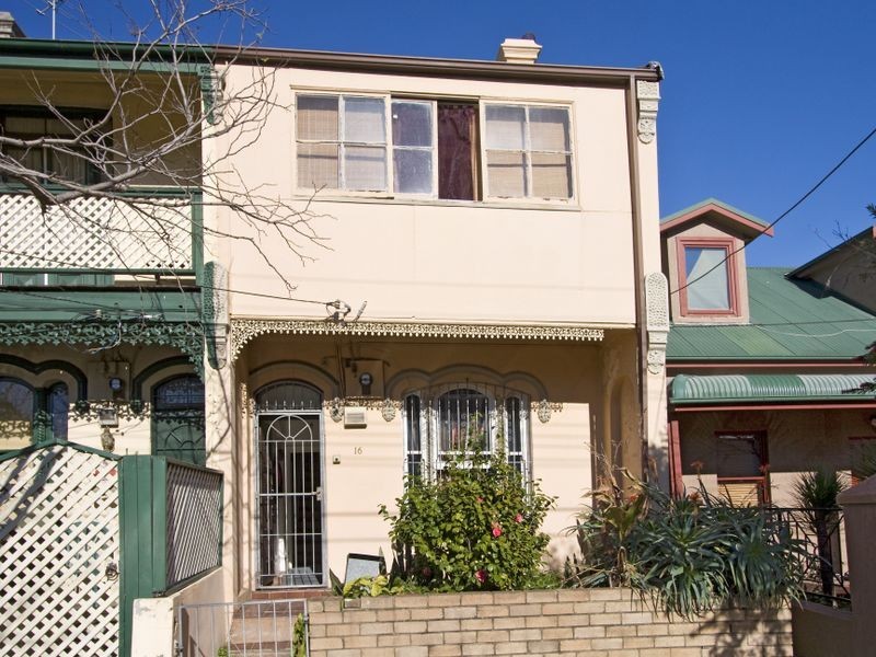 16 Hogan Avenue, Sydenham NSW 2044