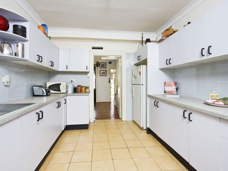 16 Hogan Avenue, Sydenham NSW 2044