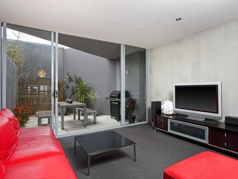 2/1 Gladstone Street, Newtown NSW 2042