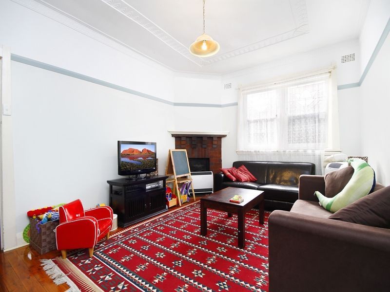 19 Stanley Street, Tempe NSW 2044