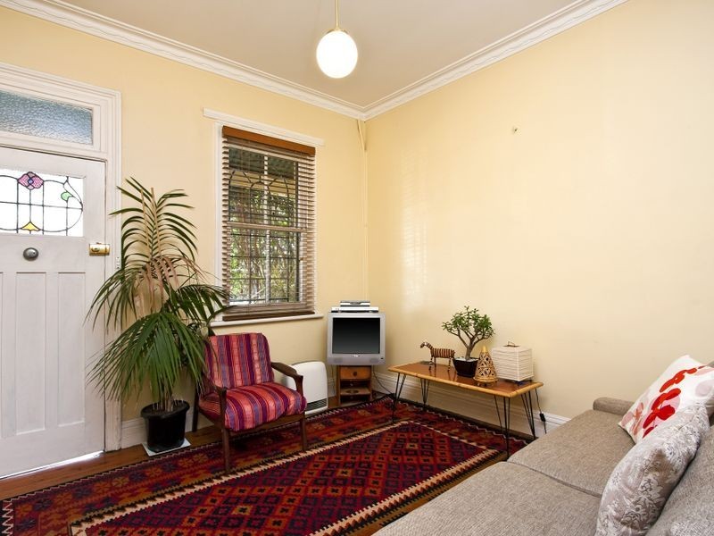 68 Goodsell Street, St Peters NSW 2044