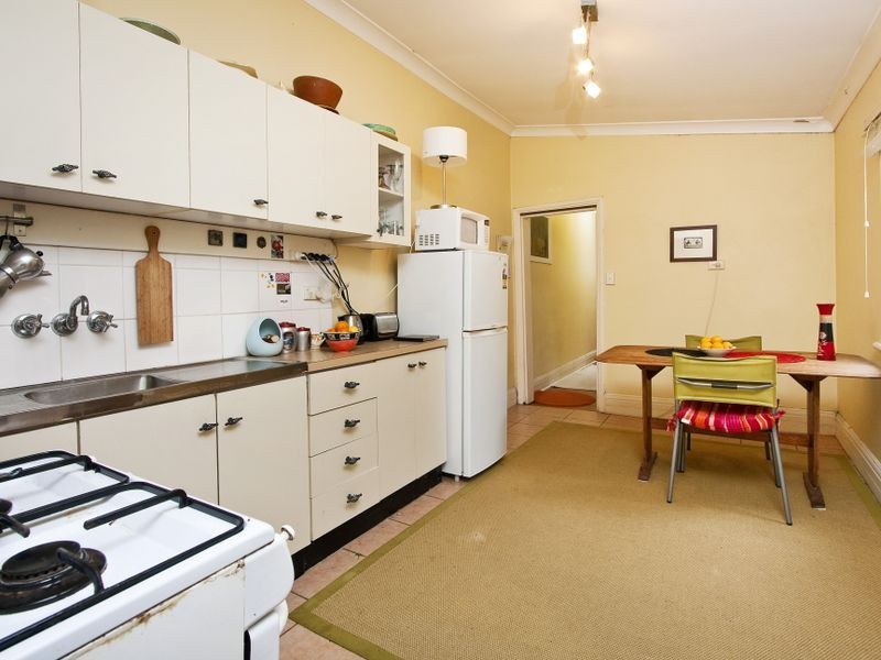 68 Goodsell Street, St Peters NSW 2044